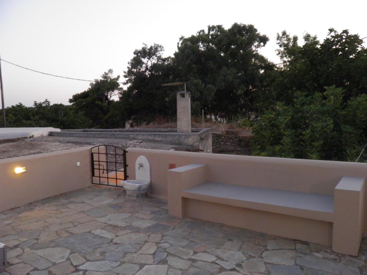 Kytherian Traditional Home Frilingianika Exterior photo